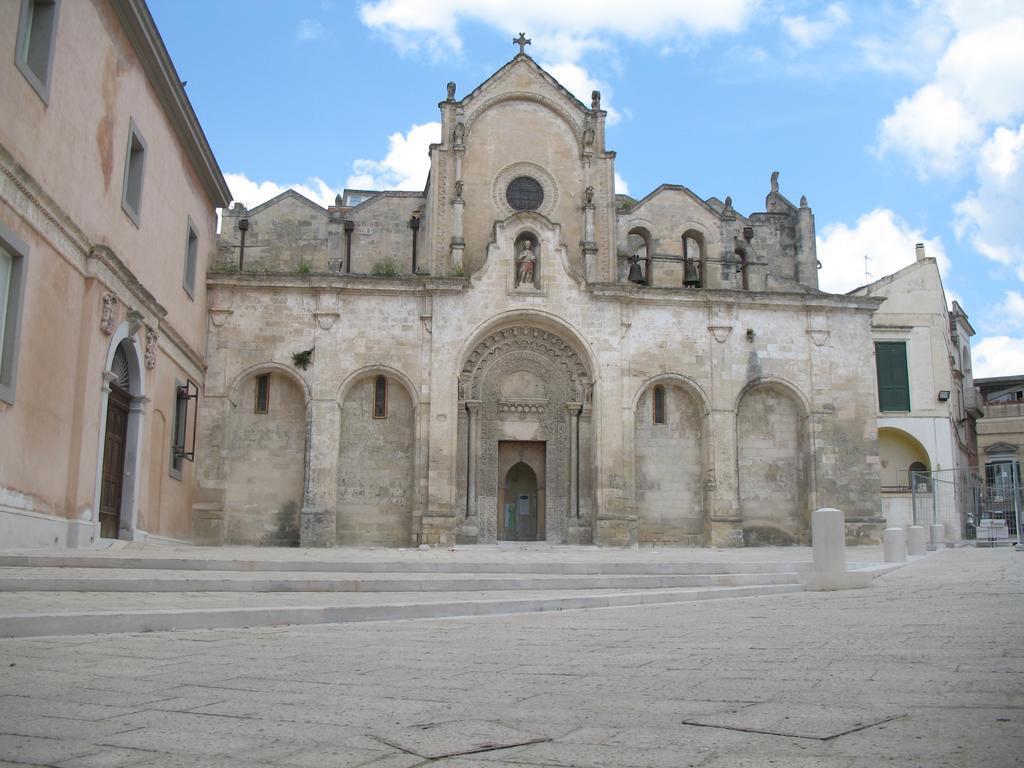 La Casa Di Nina Bed & Breakfast Matera Bagian luar foto
